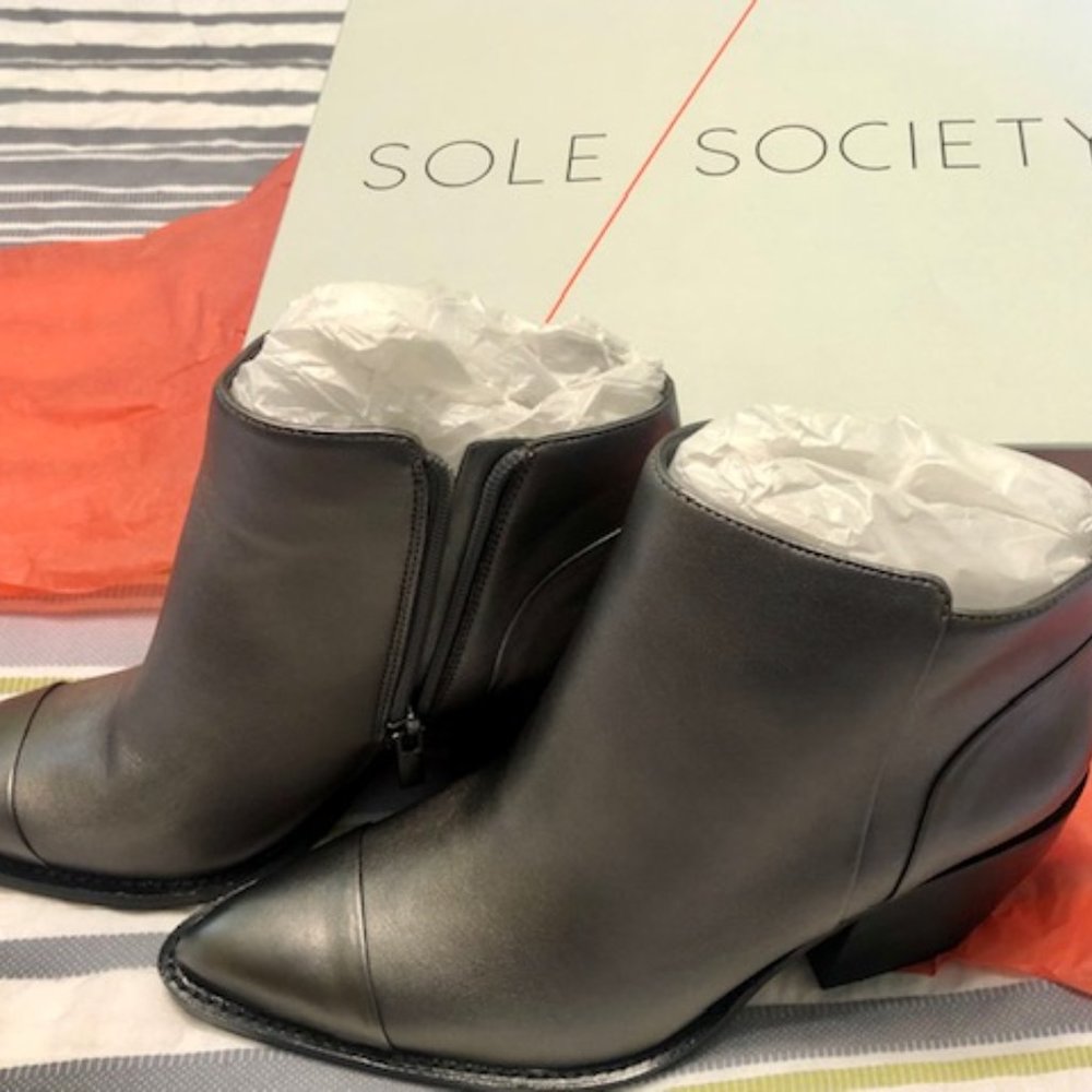 Maevel Block Heel Bootie
